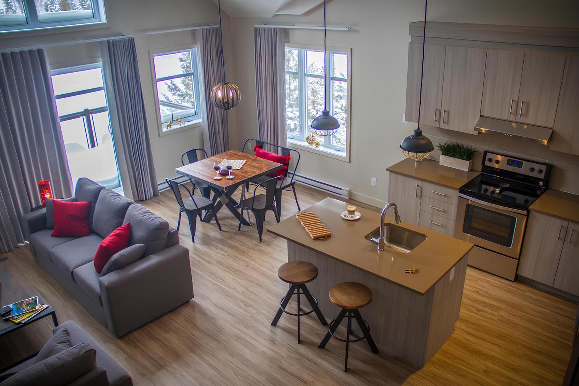 Le Viking Resort Sainte-Marguerite-du-Lac-Masson Экстерьер фото